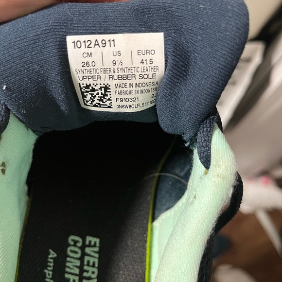 ASICS Womens running shoes - Picture 2 of 3